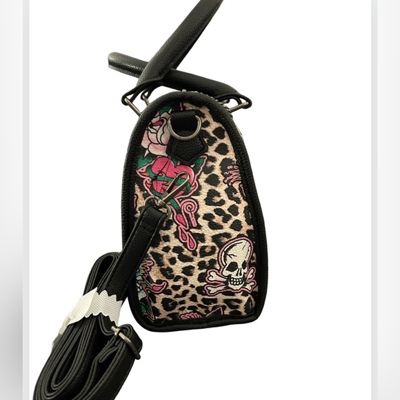 ED HARDY CHEETAH LEOPARD SATCHEL SKULLS HEARTS DIAMONDS BUTTERFLIES ROSES NWT - Picture 5 of 12